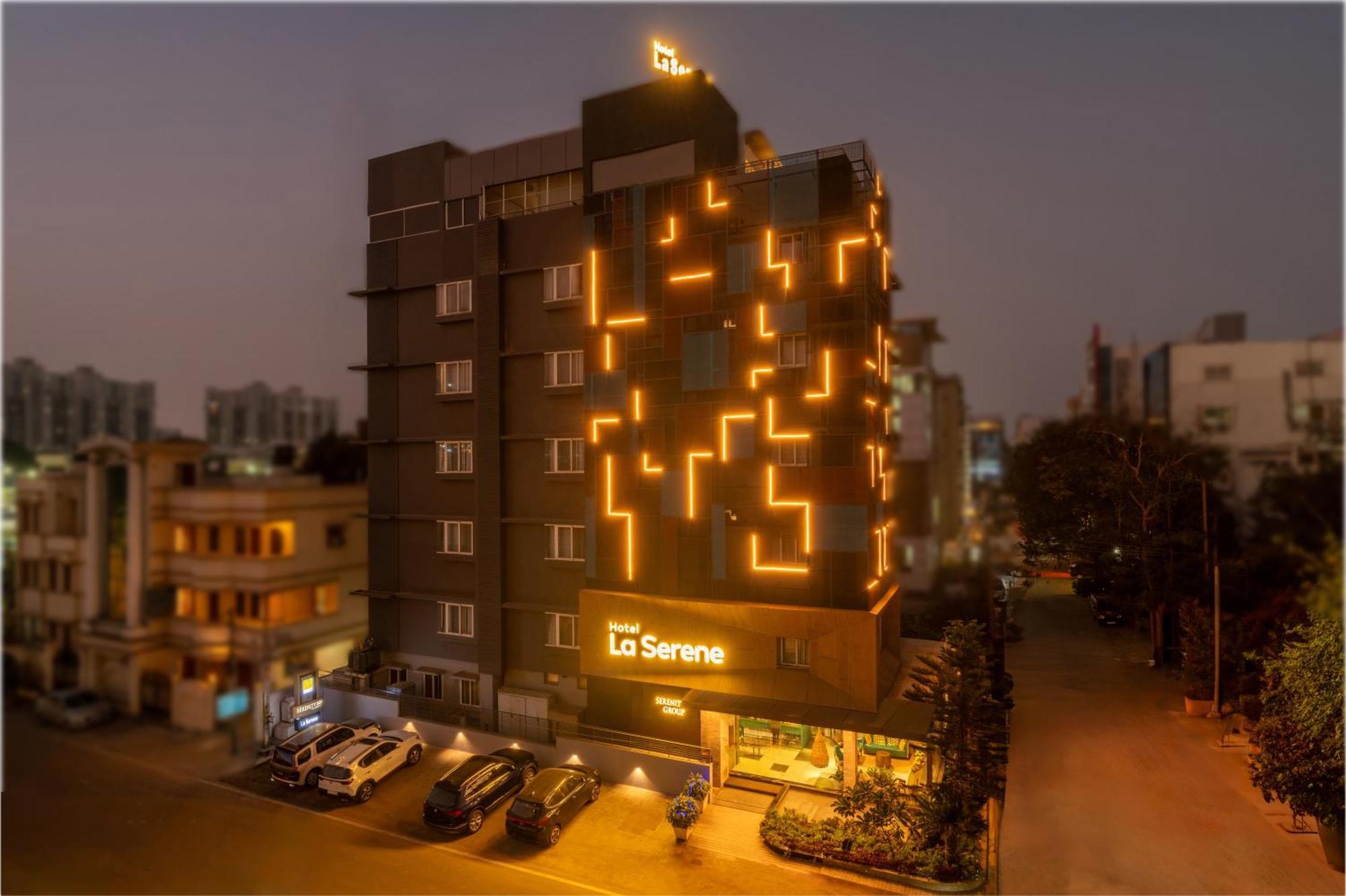 La Serene Hyderabad Exterior foto